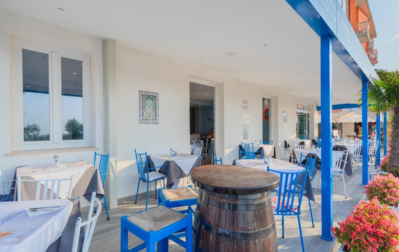 Hotel Garni' Serena Каорле Екстериор снимка